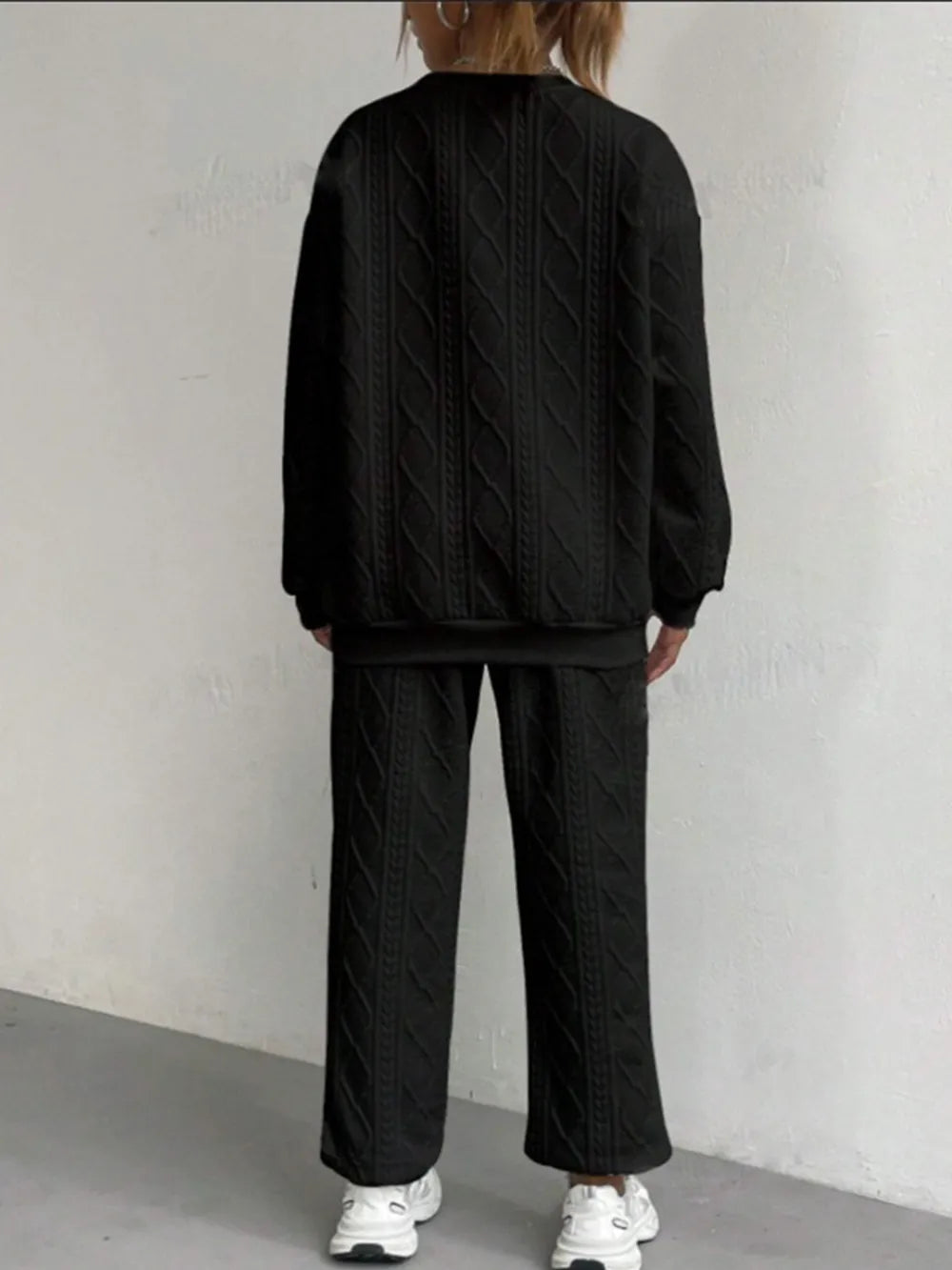 b9fa3581-4b2b-4f87-98dc-393e8283faff-Max